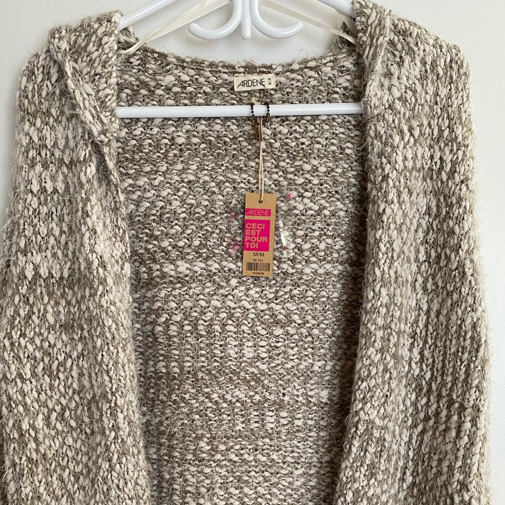 Ardene’s hooded sweater/cardigan. Size m